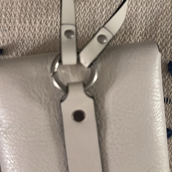 Rag & Bone Stylish Leather White Crossbody Bag - Picture 6 of 12